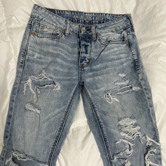 American Eagle Tomgirl Jeans - Picture 2 of 5